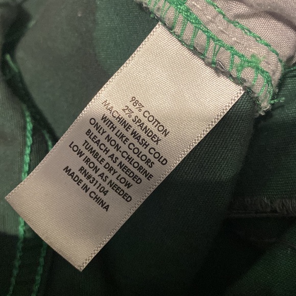 SOLD - D.I.Y Tie Dye Extremely Distressed Jeans - Picture 8 of 8